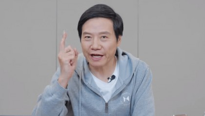 雷军亲自挖人！为95后“天才少女”开出千万年薪
